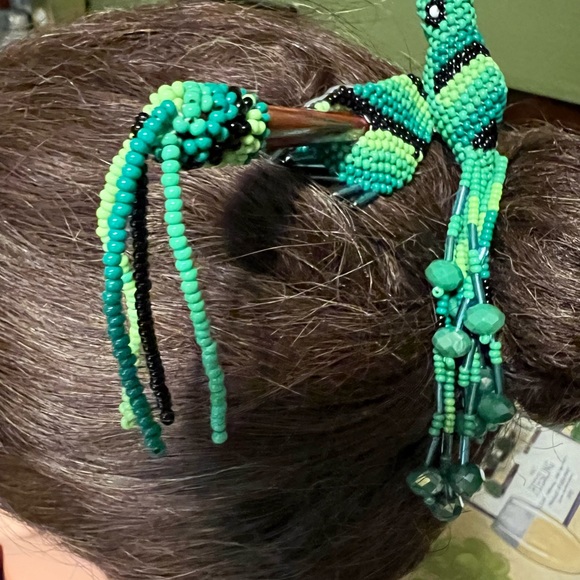 Beautiful colibrí bird ⭐️?Hair accesorio authentic mexican pieza . Art artesal main image 5